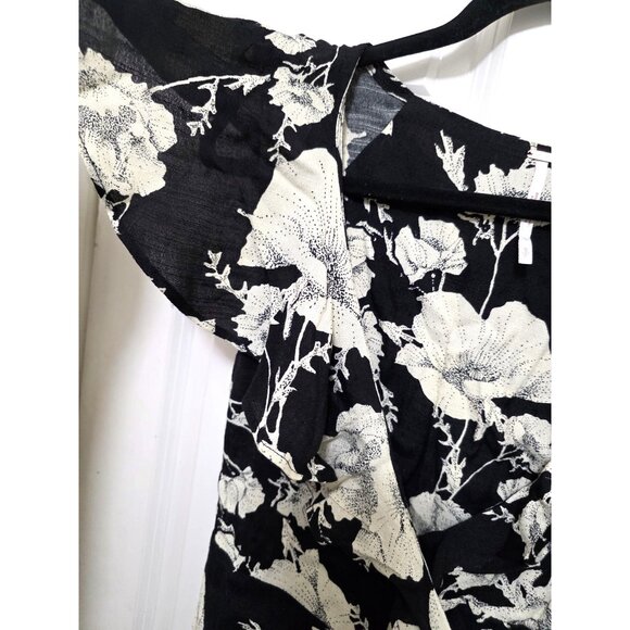 Free People Black & White Floral Wrap Dress With Ruffle Sleeves Size S/P - Picture 4 of 7